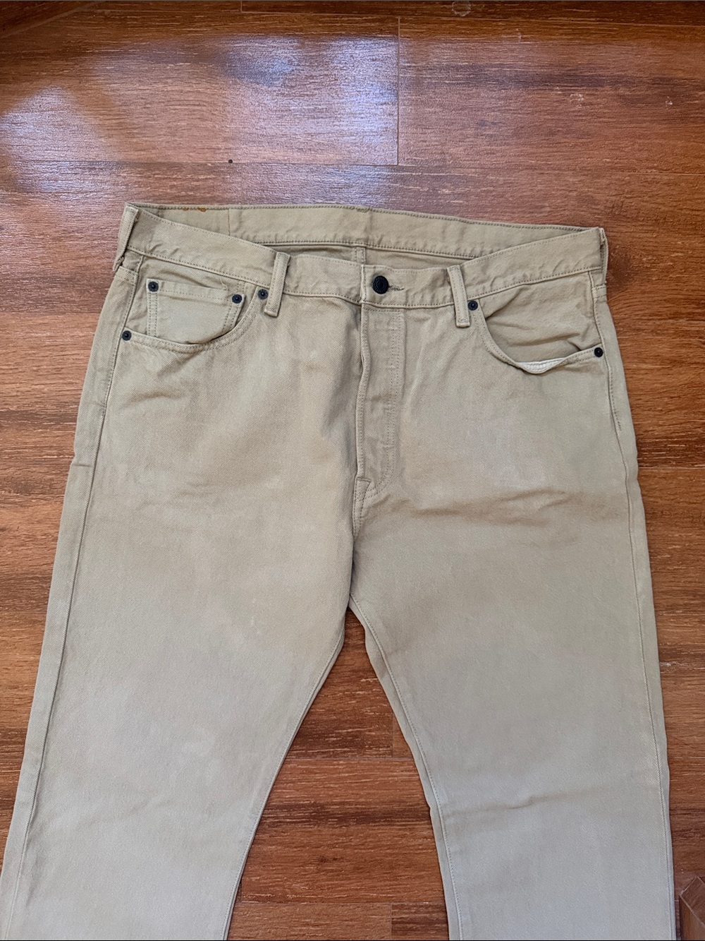 501 Levi's Khaki Straight-Leg